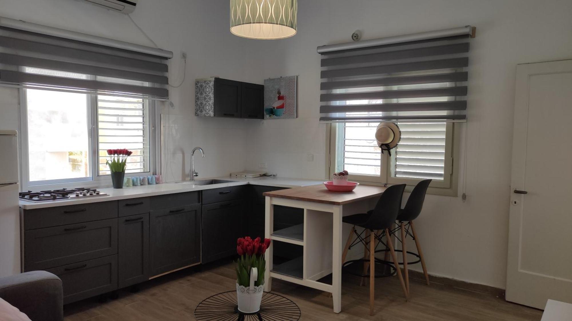 Stylish Quiet And Central Rechovot Esterno foto